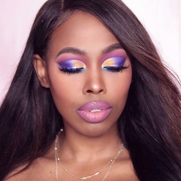 🎀ELOISE THE QUEEN EYESHADOW PALETTE - Picture 13 of 16